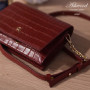 Женская сумочка-клатч из кожи под рептилию Ashwood 62965 Red