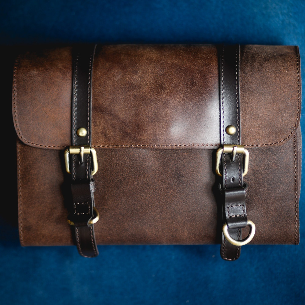 Коричневый кожаный нессесер Ashwood LIAM Oil Brown
