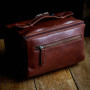 Кожаная косметичка-нессесер Ashwood K49 Chestnut