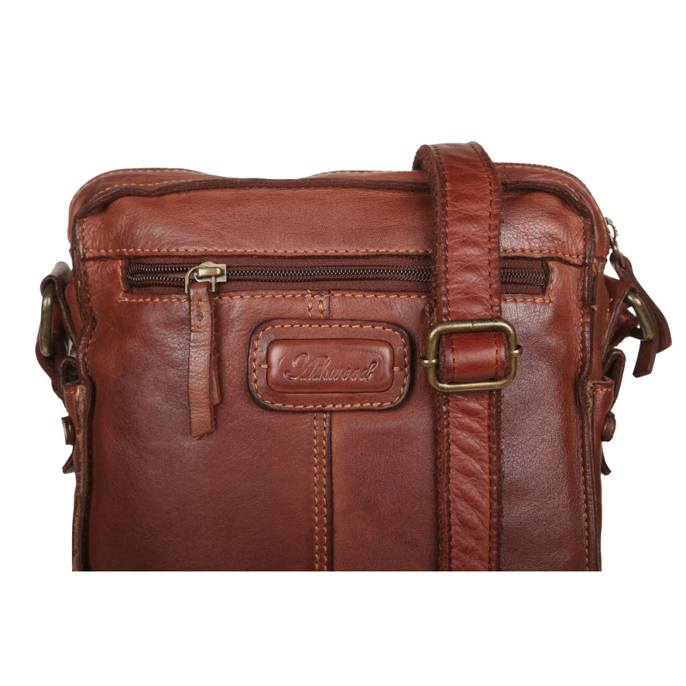 Кожаная сумка через плечо Ashwood Leather SERGIO BRANDY