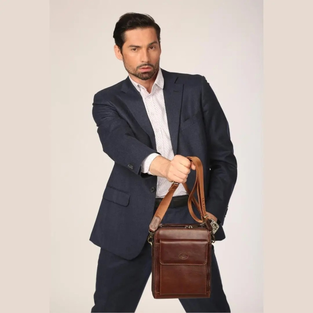 Коричнева шкіряна барсетка через плече TONY PEROTTI Italico 9194-18 moro
